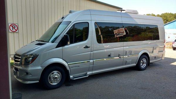 Custom Sprinter RV / side glass done in Ceramic 15%, windshield done with AIR 80%.