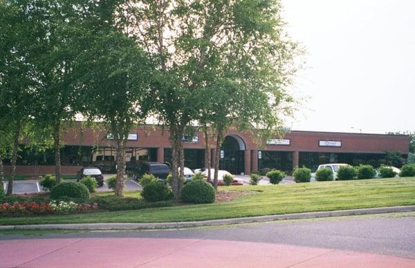 The Colonnade Office Park - 1805-1819 Sardis Road North. (Office/Retail Space for lease from 200 - 5,000 square feet).