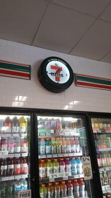 7-11 clock