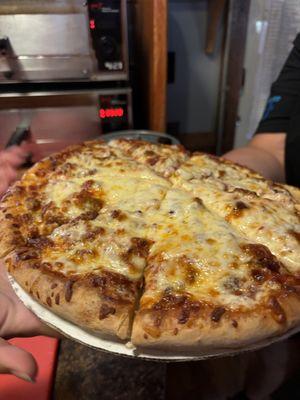 Hunt's brothers pizza