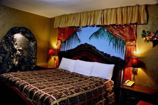 Beauitful King Size Bed Room