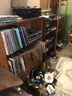 45s and LPs but kind of a mess