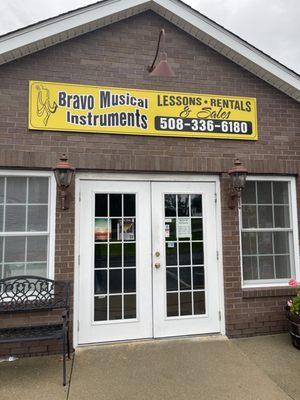 Bravo Musical Instruments