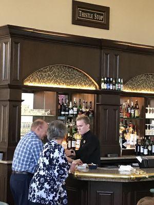 The Thistle, lobby bar in Glenridge