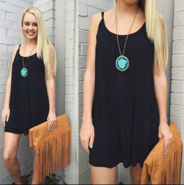 A simple little black dress with turquoise is all you need for a Saturday night!