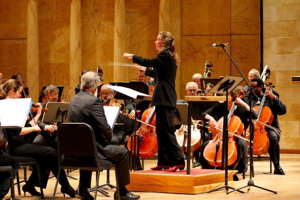 Interim Resident Conductor, Sara Jobin, conducts our Toledo Symphony.