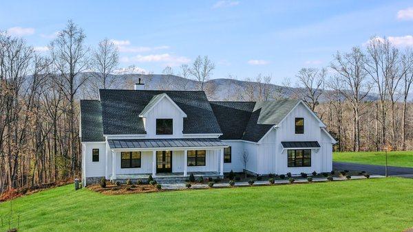 Modern farmhouse