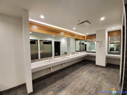 Commercial Bathroom cleaned by Get it Clean Services