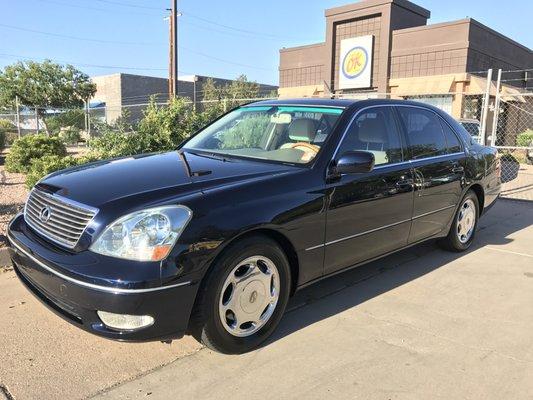 2001 Lexus LS430 only $7,970, low miles at 115K