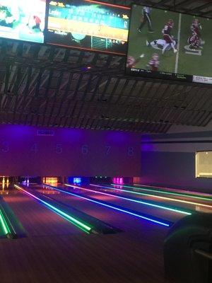 8 main bowling lanes downstairs