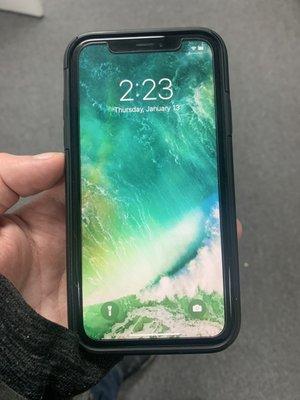 iPhone XR screen repaired