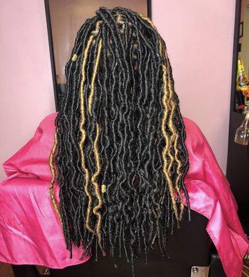 Empress Faux Locs by @BeautyByTshaRae