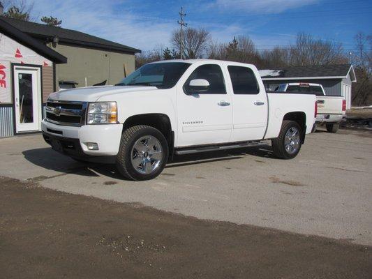 10 CHEVY SILVERADO  LTZ