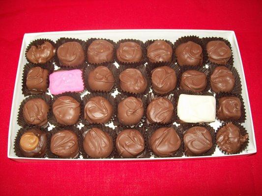 1 pound assorted Milk Chocolate gift box. 30 pieces.