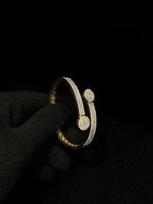 Diamond and Gold Women's bracelet