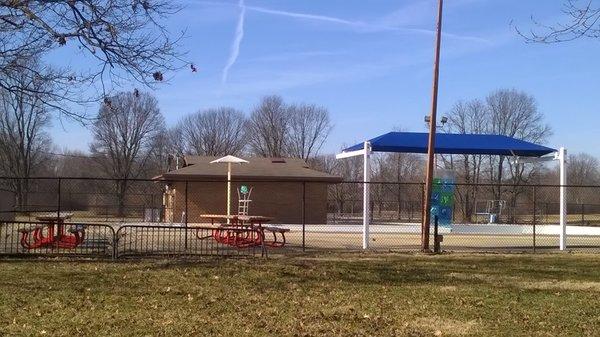 picnic area at the pool