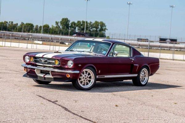 Custom builds by Gateway Classic Mustang