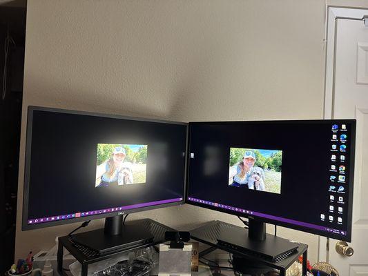 Both 27" monitors look great!