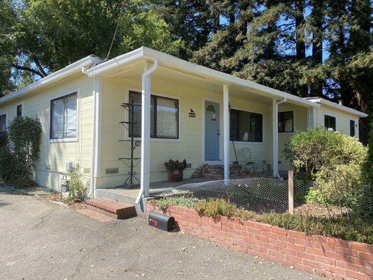 Front view of home after it was painted by Painting Your World