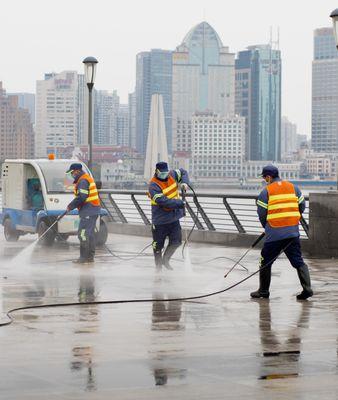 Cleaning - Water Damage Disaster and Demolition
Our reliable teams are available 24/7 to assist with the cleaning process.