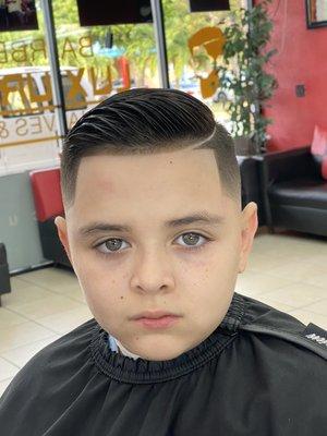 High fade with line