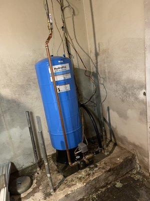 We offer pressure tank service and installations!