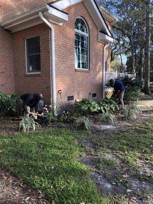 Our techs are working hard to turn lawns from lame to lush!