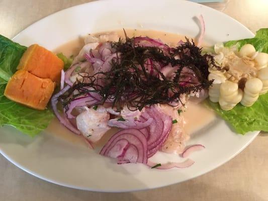 Ceviche de pescado-medio picante. Yummy! Would buy again.