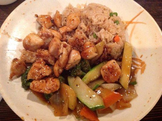 Hibachi chicken, lunch menu $6.95, onion soup and salad with ginger dressing