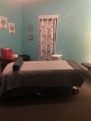 Juvelyn Hilot Massage Room