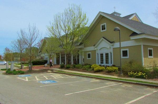 Falmouth Memorial Library