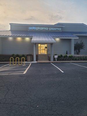 Octapharma Plasma Donation Center Richmond, VA - Broad -
PLASMA CENTER ADDRESS:
8006 West Broad St
Richmond, VA 23294