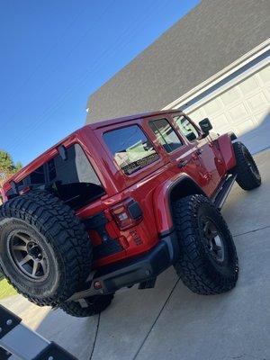 Quick maintenance wash on a Jeep