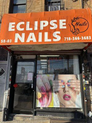 Eclipse Nails