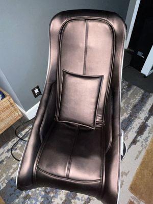 Synca CirC compact massage chair