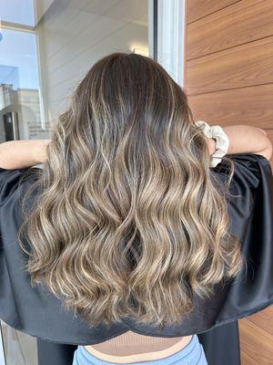 Balayage with a root smudge for low maintenance