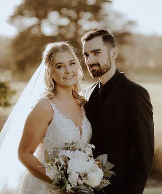 My gorgeous client Georgia on her wedding day that I had the pleasure to be apart of