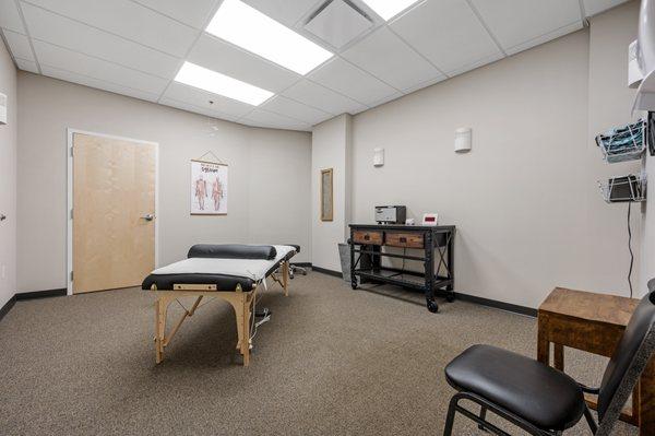 Treatment Room
https://www.worcesterfamilychiropractic.com