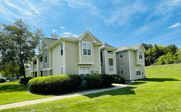 Beautiful Apartment Homes at The Chase located in Burlington, NC.