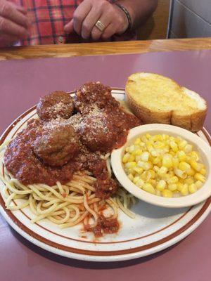 Spaghetti with meatballs