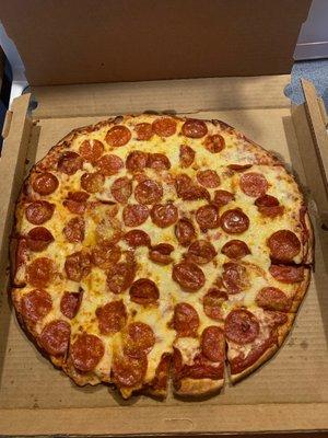 Large pepperoni pizza