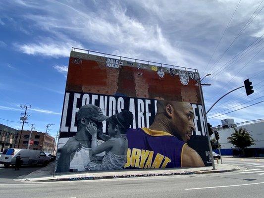 Kobe and Gianna Mural at 400 S. 8th St (Arts District) by royyaldog