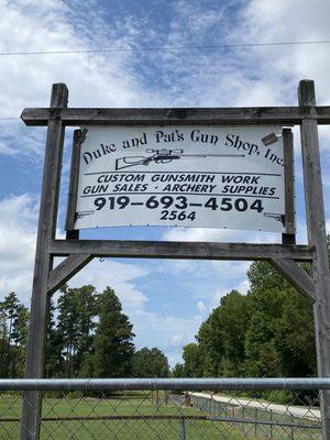 Duke & Pat's Gun Shop