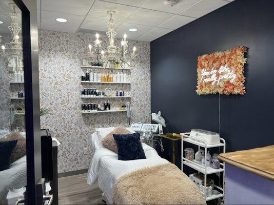 The Pretty Parlor Skin Boutique