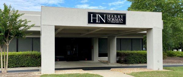 Harry Norman, REALTORS® Peachtree City Office