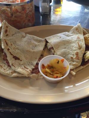 eggs and bean baleada