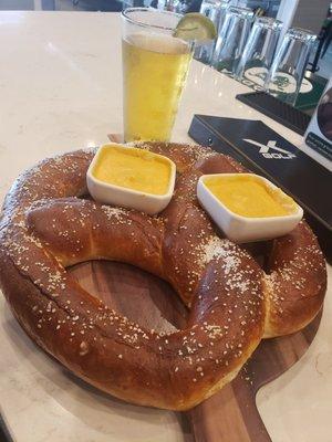 HUMONGOUS pretzel. Beer for size comparison