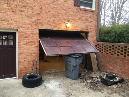 1953 DoorMaster Garage Door - Before