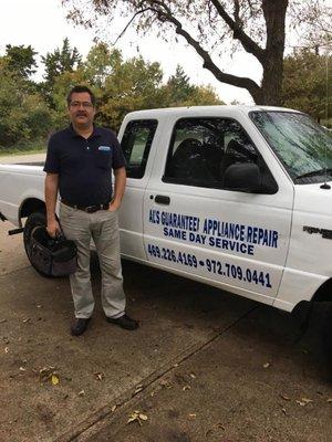 This is Al and his work truck. Fixing to make all your appliance problems disappear.