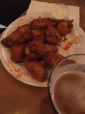 Fabulous wings, cold beer and great company